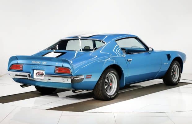 1970-Pontiac-TransAm-Blue-6
