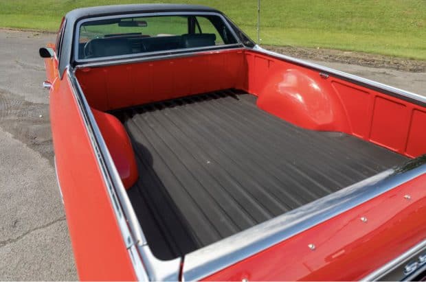 1971-Chevrolet-El-Camino-SS-Red-6