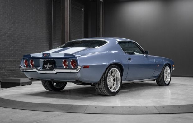 1971-Chevy-Camaro-Blue-4