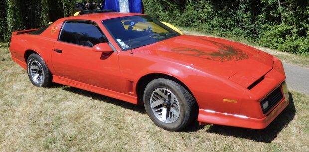 1985-Pontiac-Firebird-Trans-Am