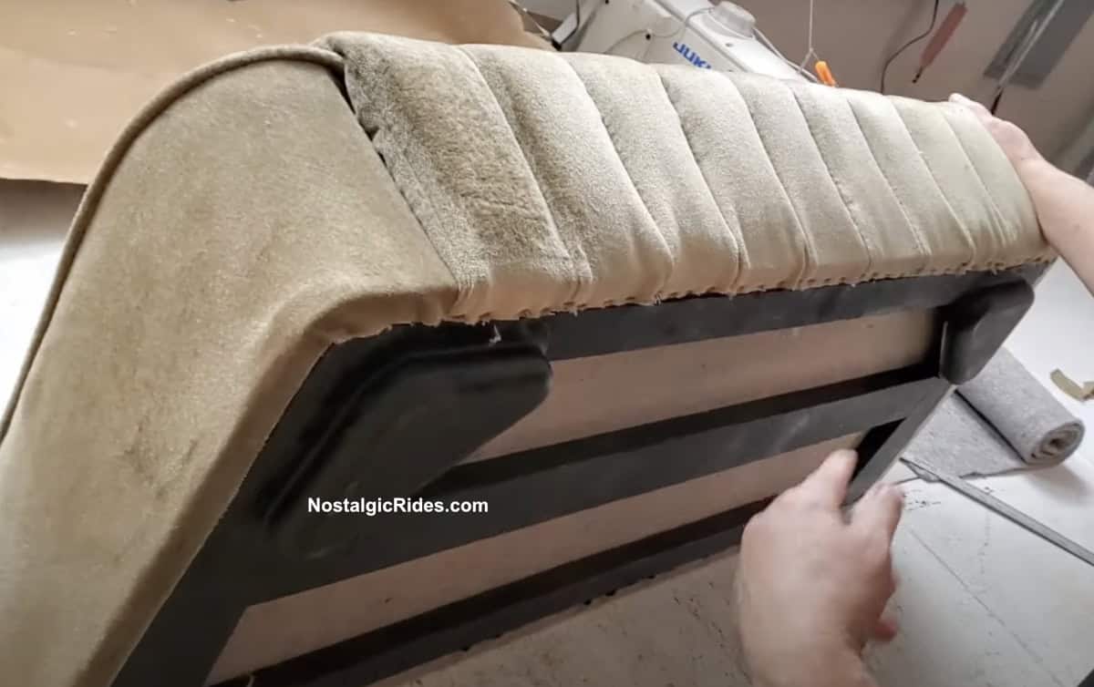 How-to-repair-upholstery-for-antique-cars-30