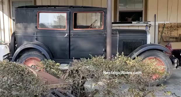 How-to-repair-upholstery-for-antique-cars-34